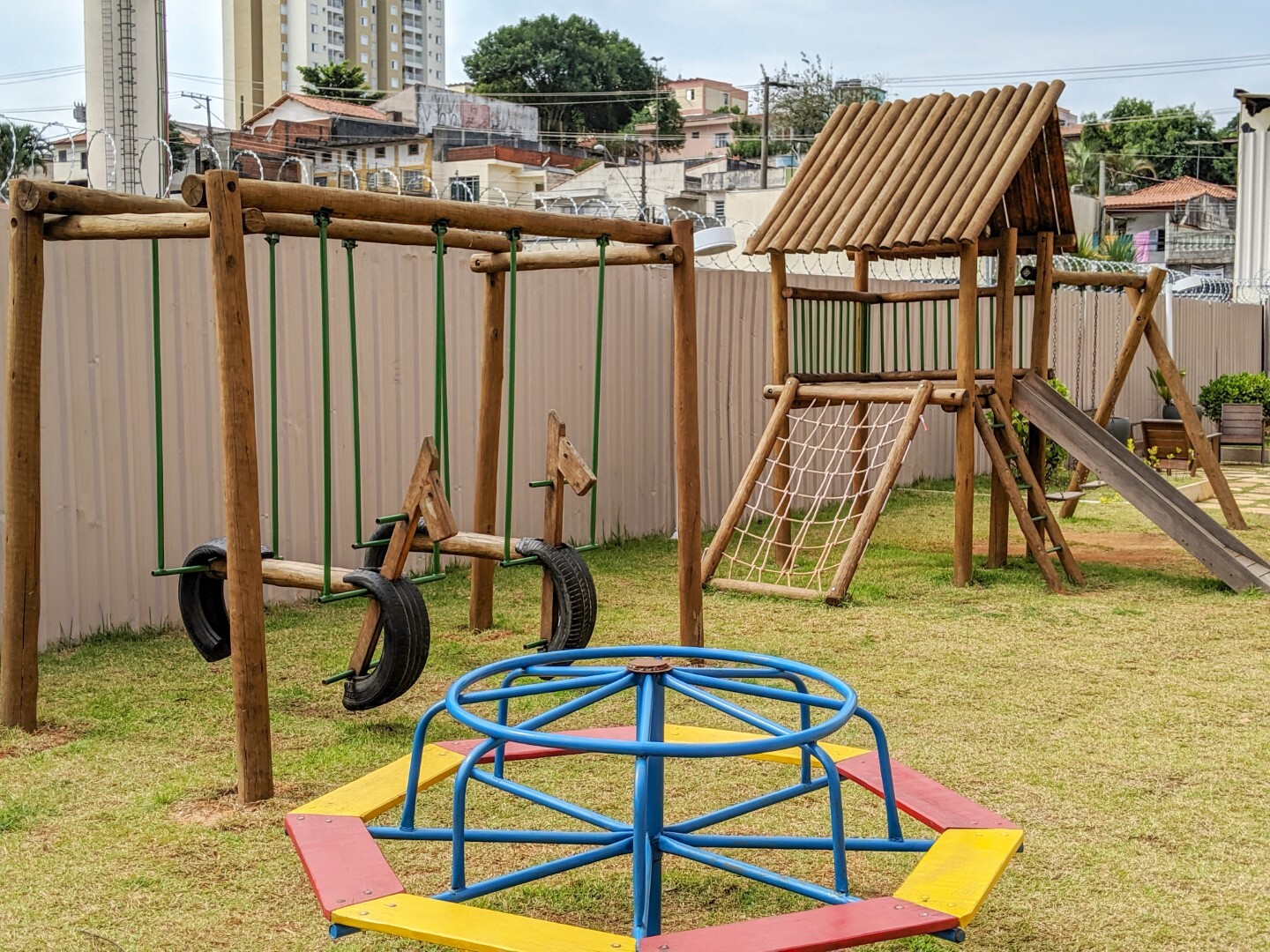Mundi Mbigucci - 34521 - Playground