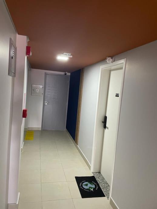 Free Home - NR - 52683 - Hall