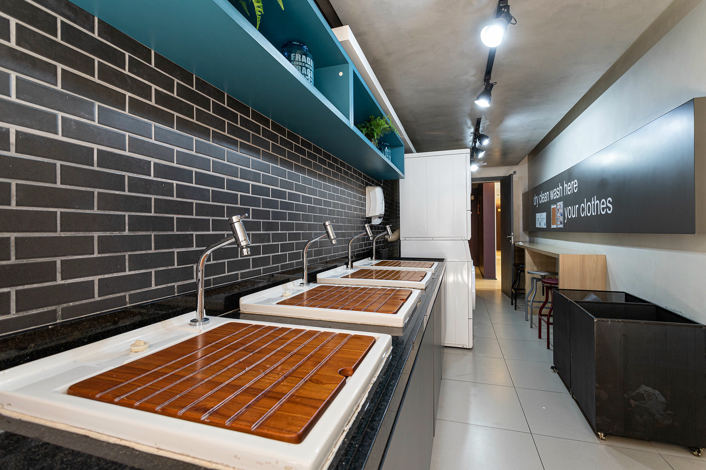 Setin Downtown Genebra - 68468 - Lavanderia