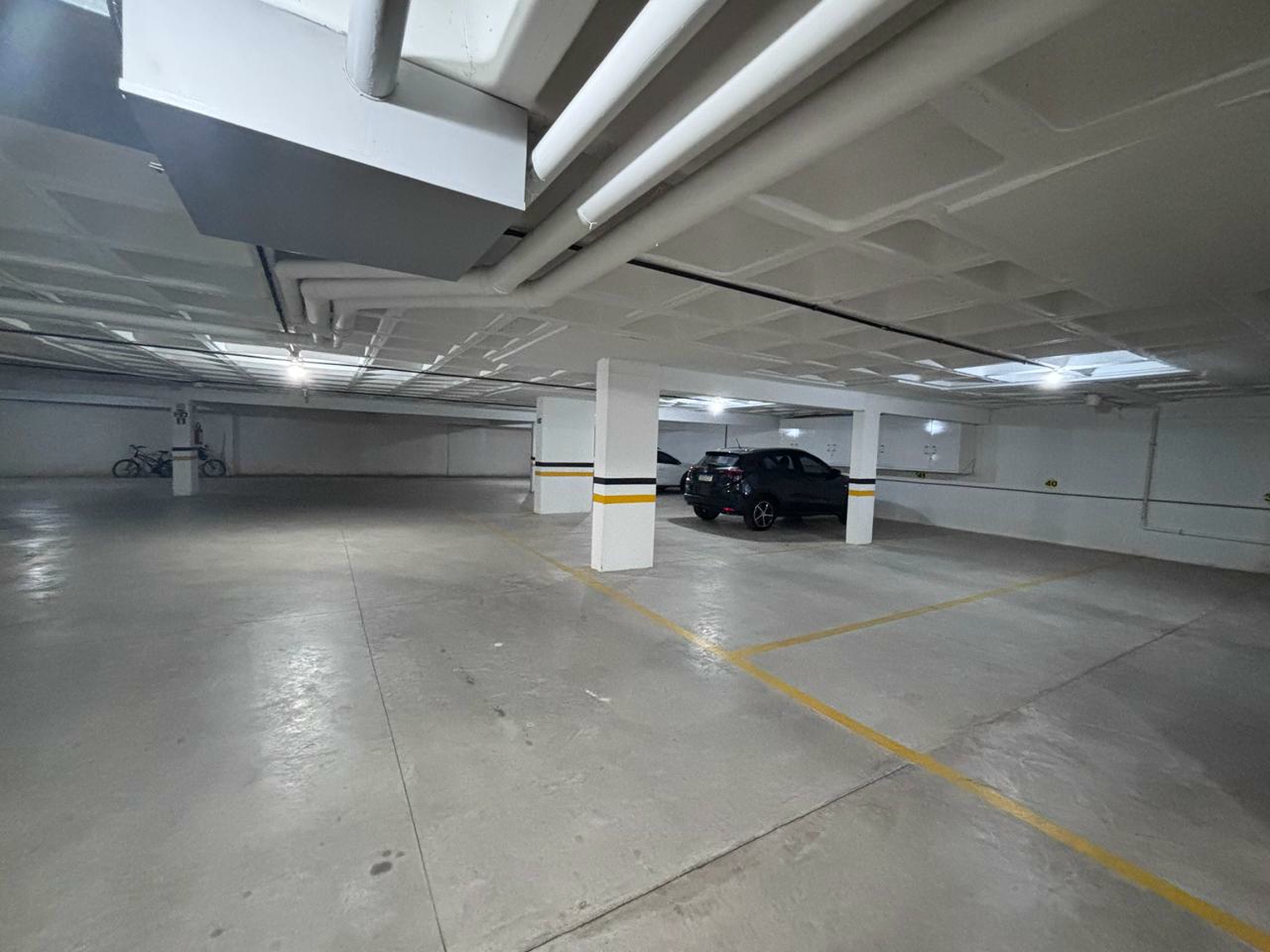 Bel Mondo - 74509 - Garagem