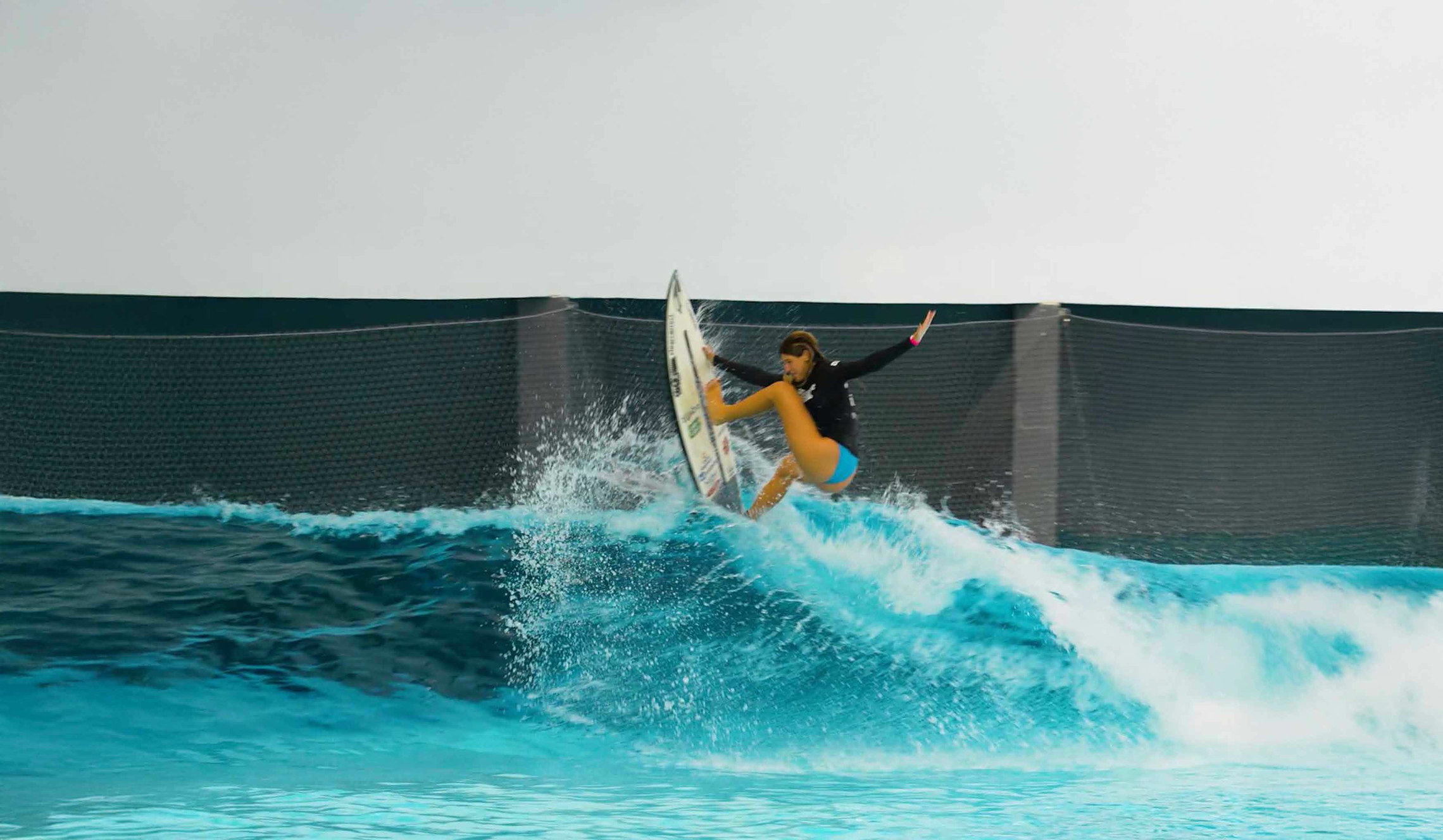 (Títulos) Club Prime Surf Indoor - 77019 - Piscina